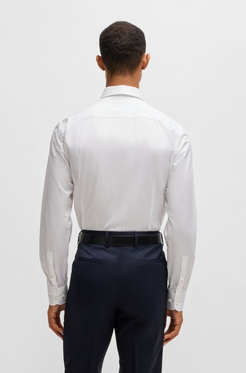 Hugo Boss Camisa slim fit en sarga de algodón a rayas Precio ultrabajo