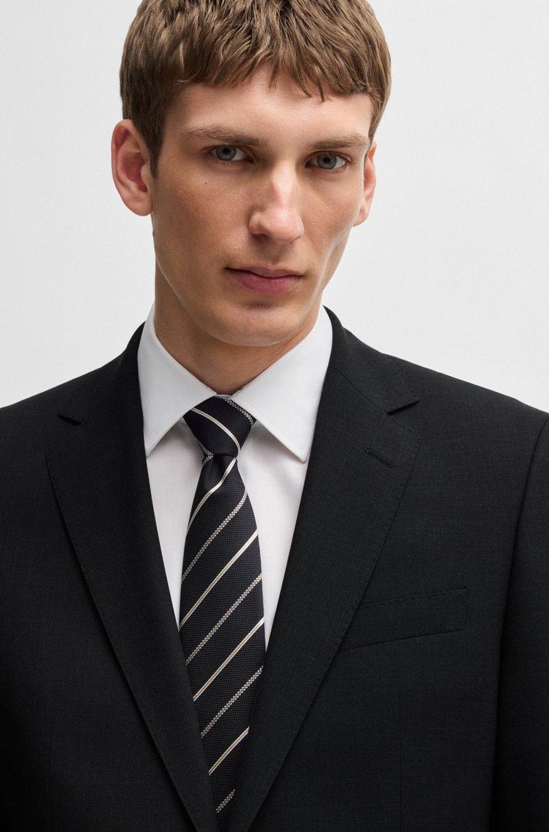 Hugo Boss Traje regular fit de lana virgen elástica 2025
