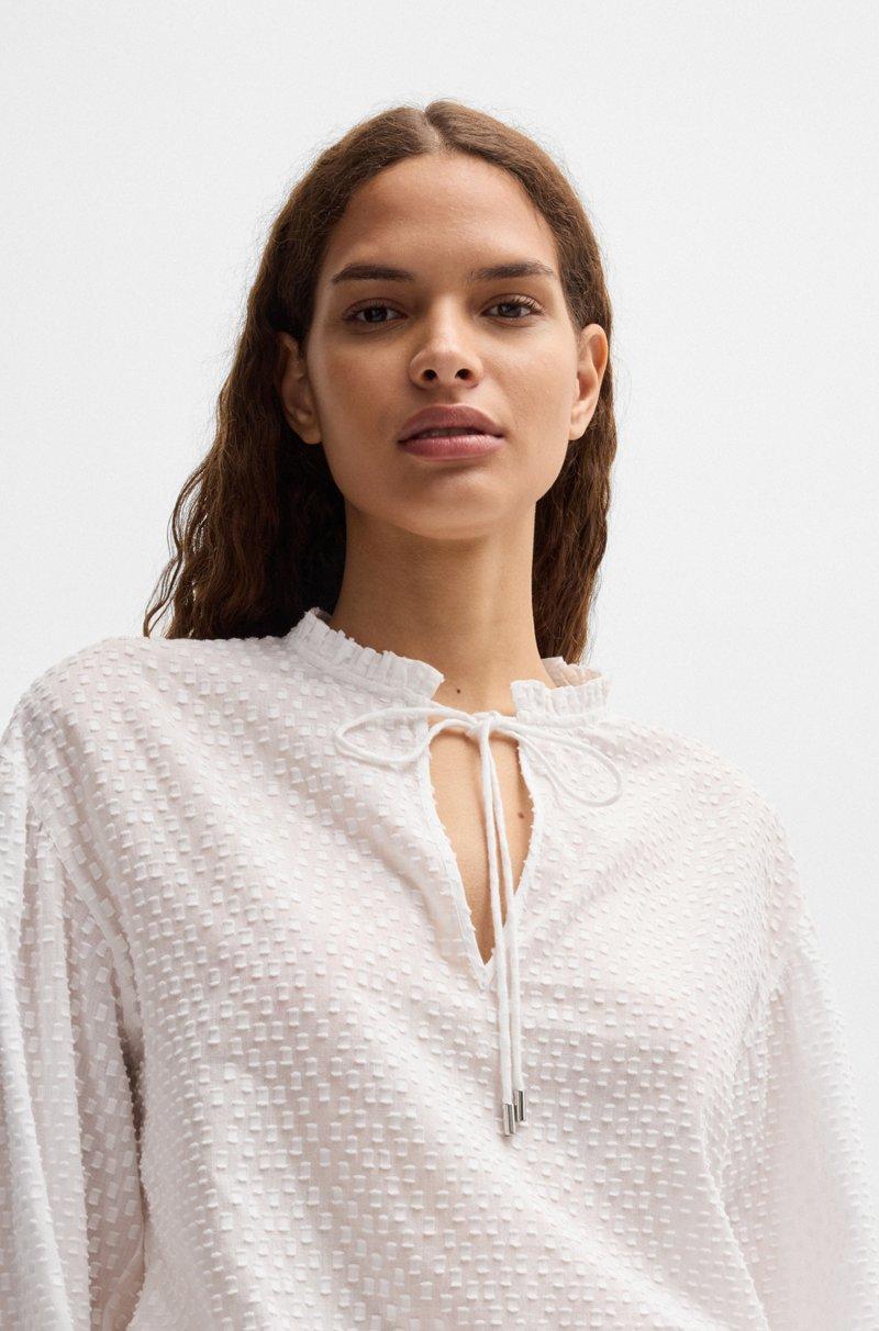 Hugo Boss Blusa relaxed fit de algodón con dibujo y cuello de volante Tienda