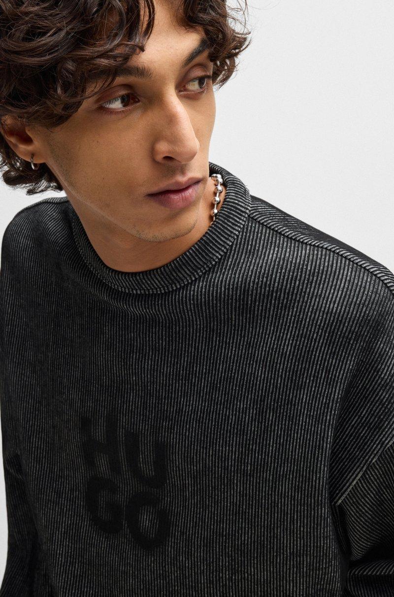 Hugo Boss Sudadera de algodón en canalé con estampado de logo apilado ahumado En oferta