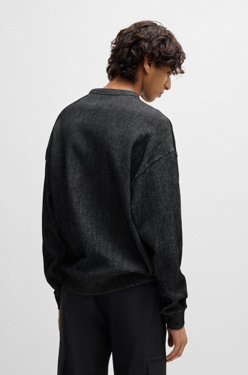 Hugo Boss Sudadera de algodón en canalé con estampado de logo apilado ahumado En oferta