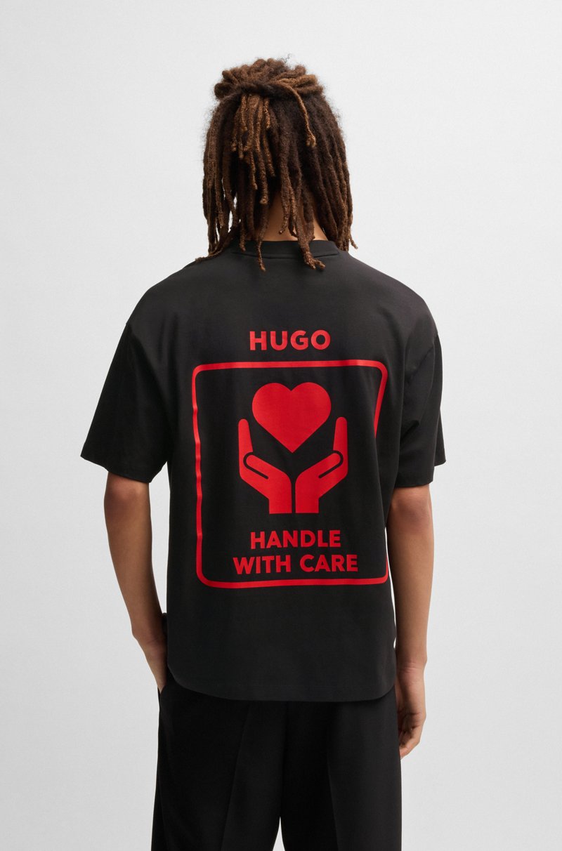 Hugo Boss Camiseta de punto de algodón con ilustración de corazón Precio de fábrica