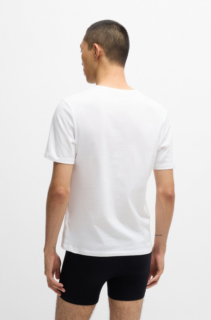 Hugo Boss Paquete de tres camisetas interiores de algodón con logo estampado Ofertas especiales