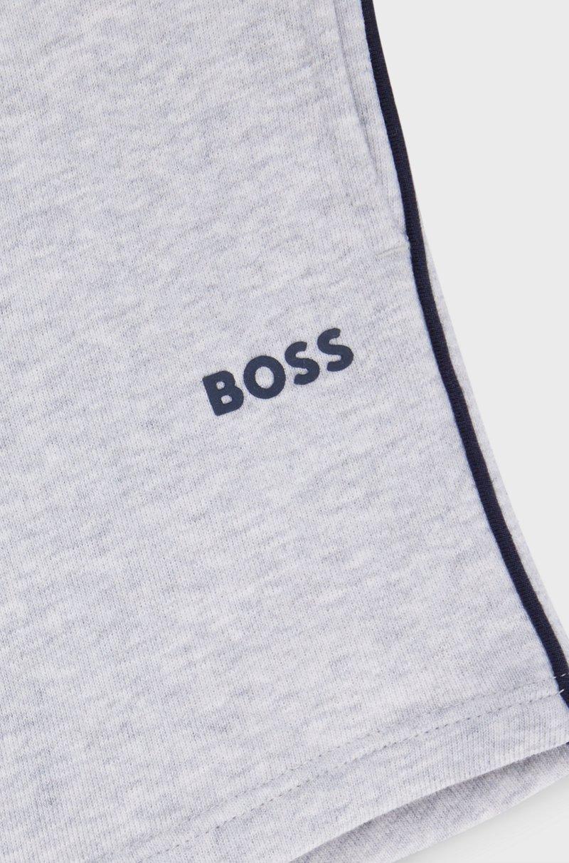 Hugo Boss Shorts para niños en mezcla de algodón con rayas y logo Solo queda un día