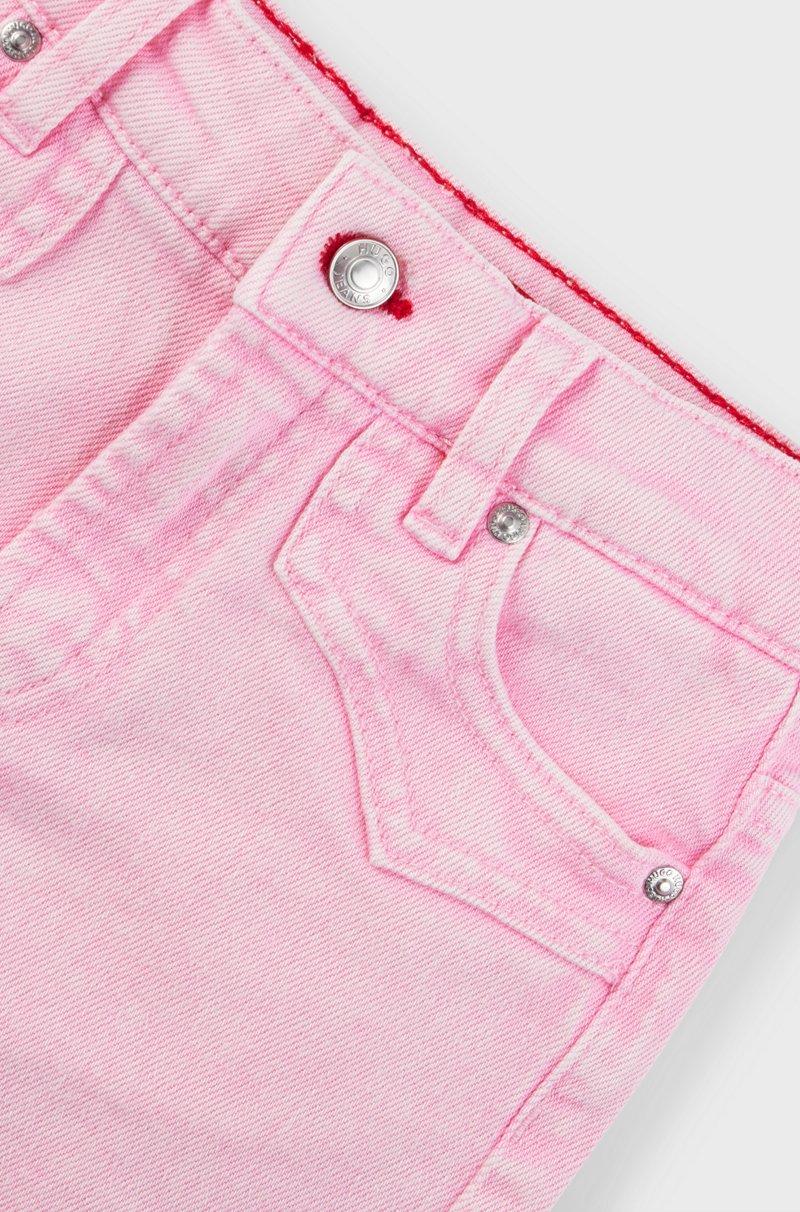 Hugo Boss Shorts para niños en denim elástico con costuras inspiradas en los wésterns Los más vendidos