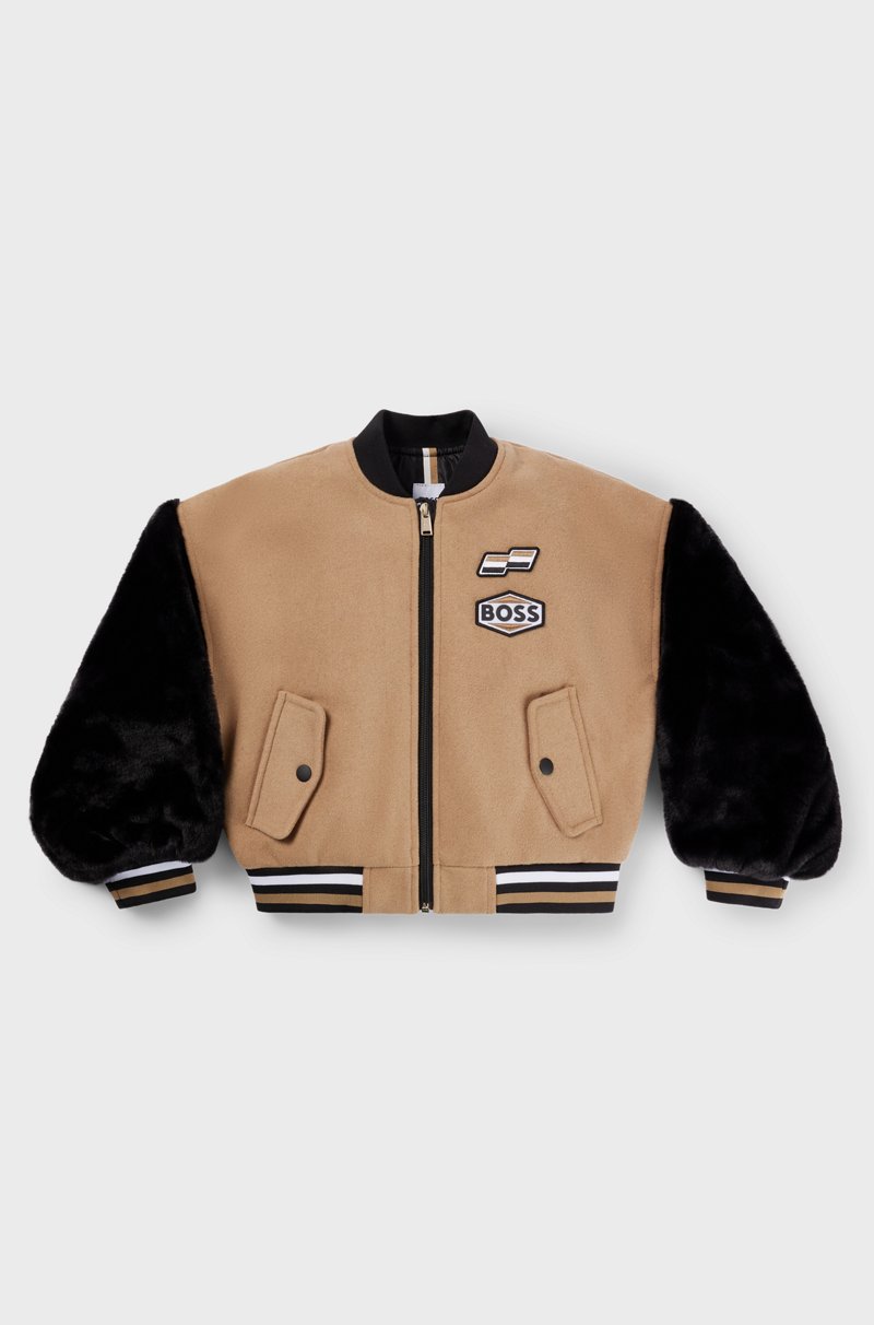 Hugo Boss Cazadora bomber para niños con parches de la marca