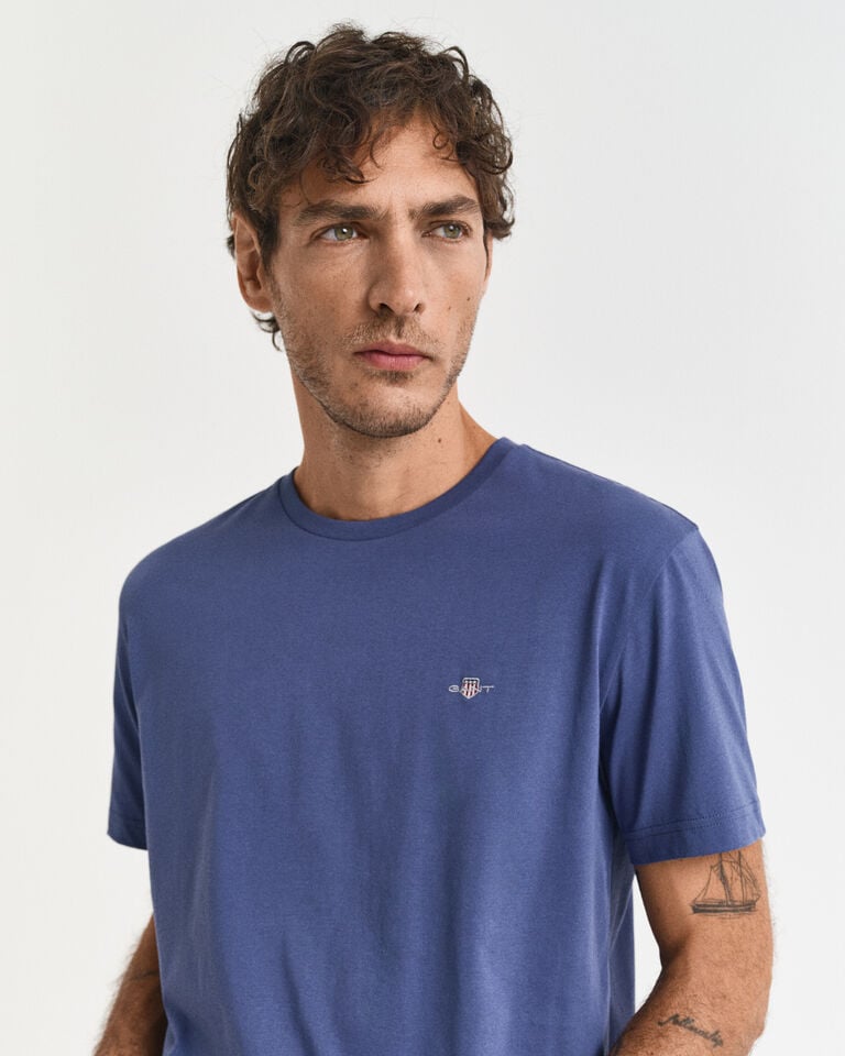 Gant Camiseta Regular Fit Shield Última moda