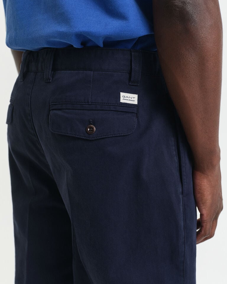 Gant Pantalones chinos de pinzas Relaxed Fit en sarga de algodón Promoción por tiempo limitado