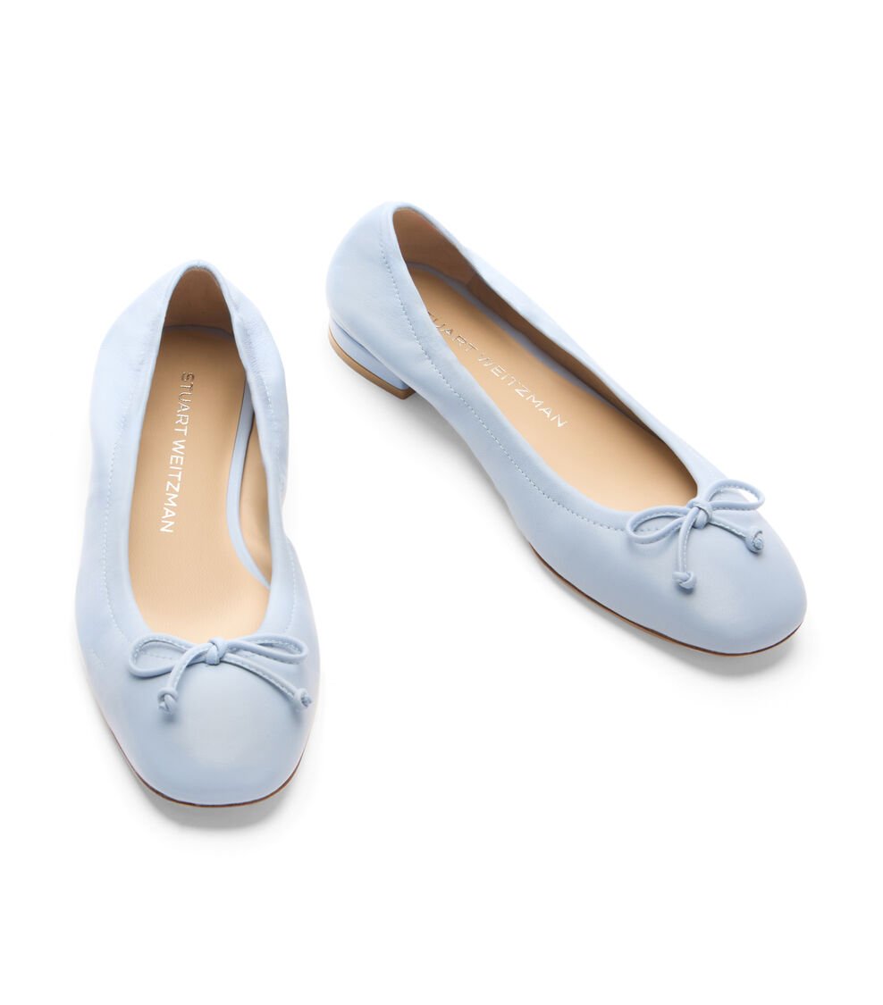 Stuart Weitzman BRIA BALLET FLAT en CIELO de Mujer | Stuart Weitzman® Devoluciones gratuitas
