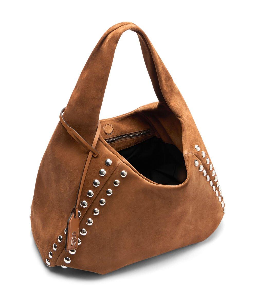 Stuart Weitzman MODA STUD HOBO BAG en FOX de Mujer | Stuart Weitzman® Superdescuento
