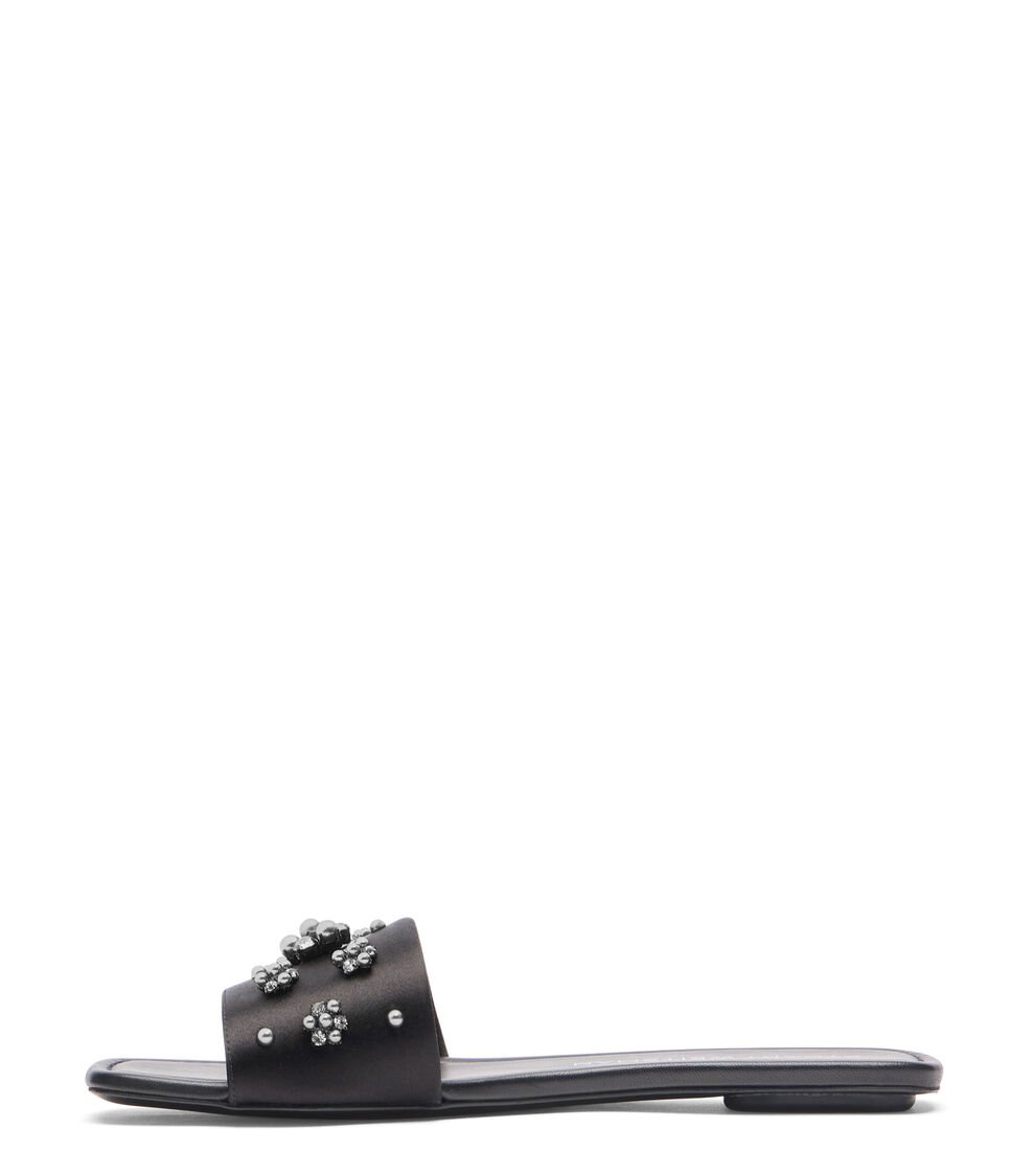 Stuart Weitzman POPPY FLAT SLIDE en NEGRO/SOMBRA PLATEADA/GRIS de Mujer | Stuart Weitzman® Promoción trimestral