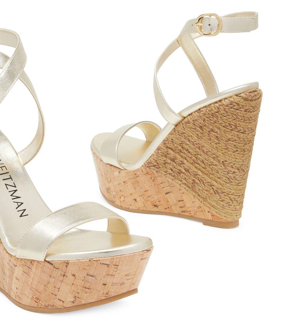 Stuart Weitzman 5050 WEDGE SANDAL en PLATEADO de Mujer | Stuart Weitzman® Venta caliente