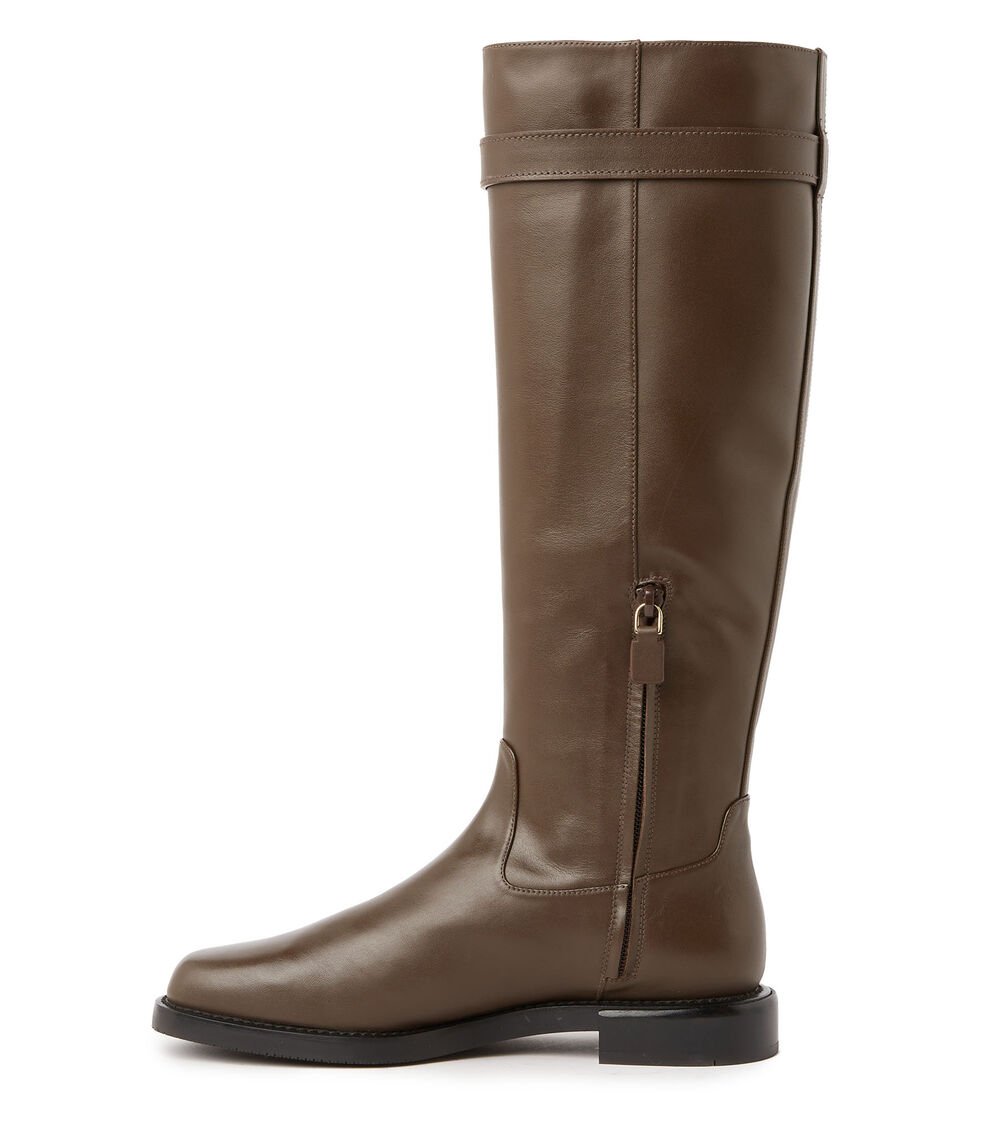 Stuart Weitzman SW BUCKLE BOOT en NUEZ de Mujer | Stuart Weitzman® Los más vendidos