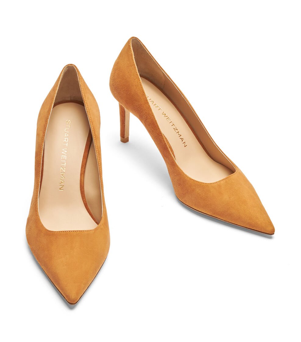 Stuart Weitzman STUART POWER 75 PUMP en AVELLANA de Mujer | Stuart Weitzman® Precio de fábrica