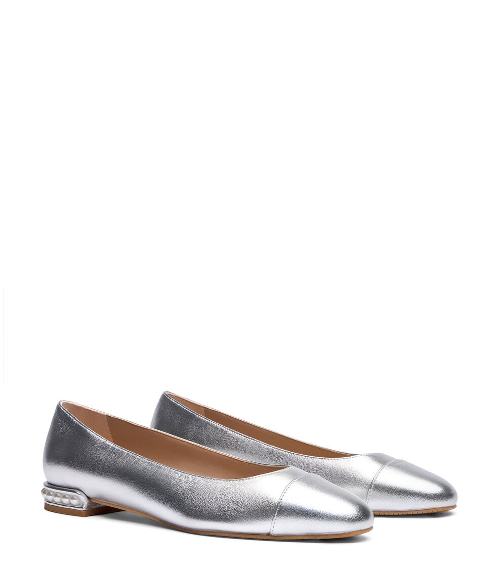 Stuart Weitzman PEARL FLAT en PLATA de Mujer | Stuart Weitzman® Ofertas especiales