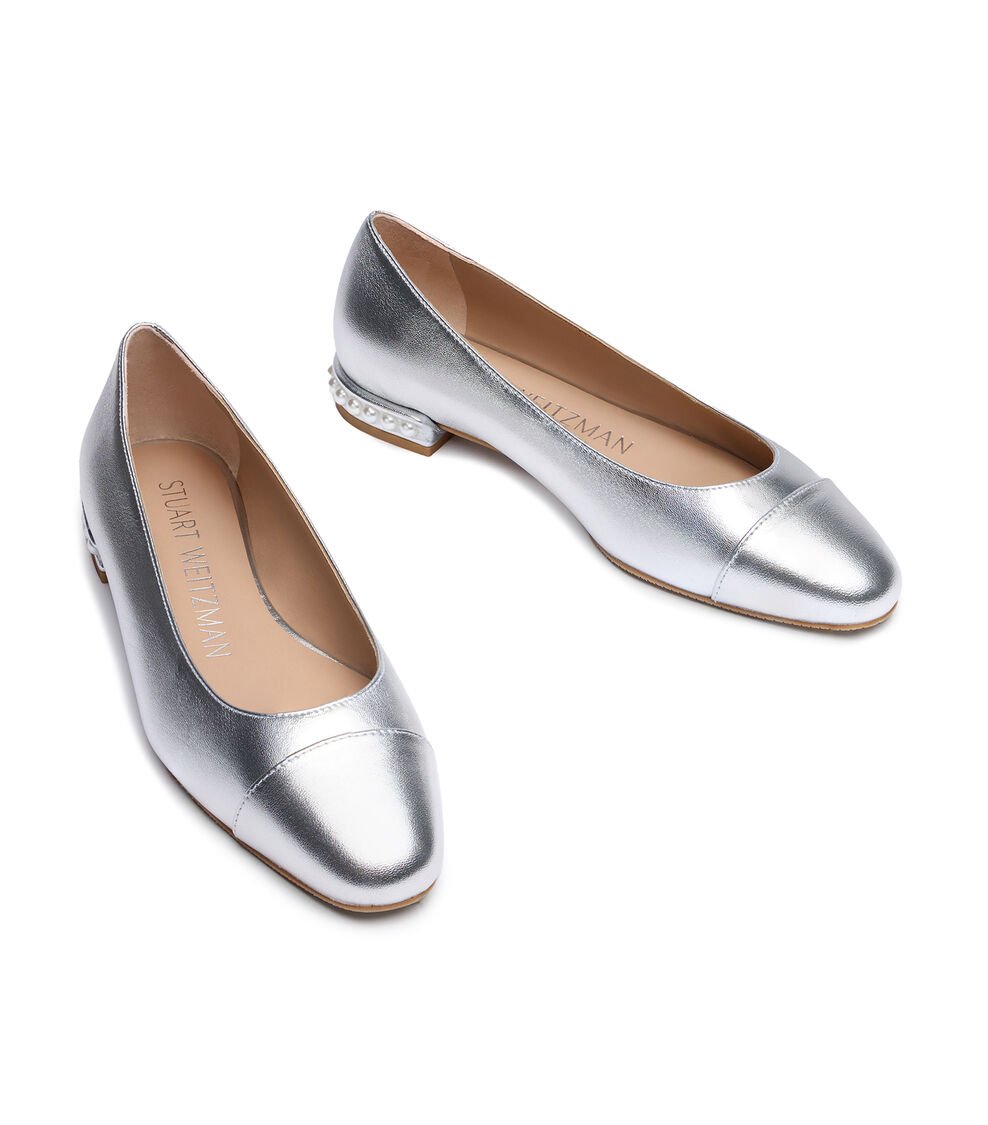Stuart Weitzman PEARL FLAT en PLATA de Mujer | Stuart Weitzman® Ofertas especiales