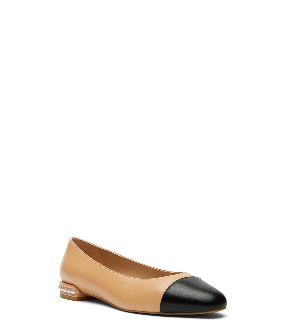 Stuart Weitzman PEARL FLAT en ROJIZO de Mujer | Stuart Weitzman® Limitado a 3 días
