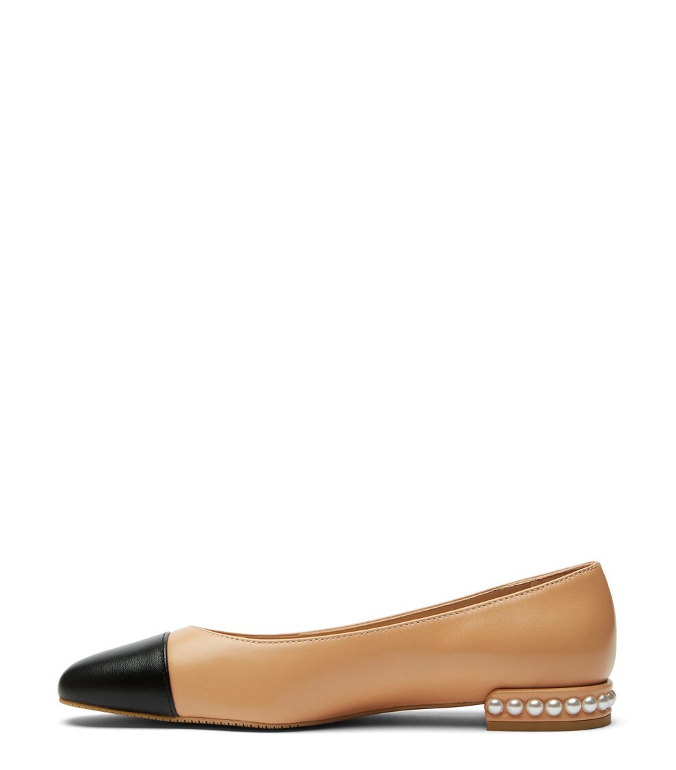 Stuart Weitzman PEARL FLAT en ROJIZO de Mujer | Stuart Weitzman® Limitado a 3 días