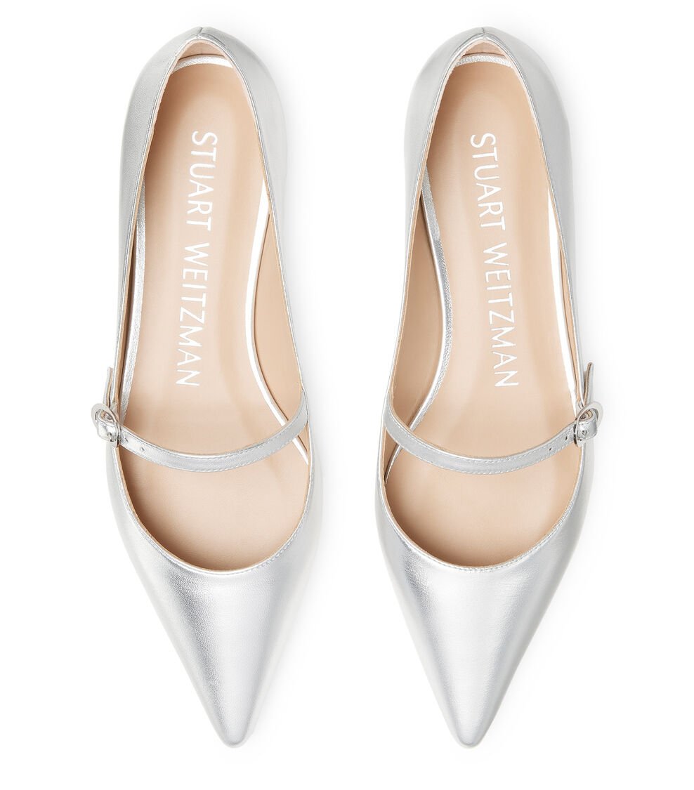 Stuart Weitzman EMILIA MARY JANE FLAT en PLATA de Mujer | Stuart Weitzman® Ofertas de temporada