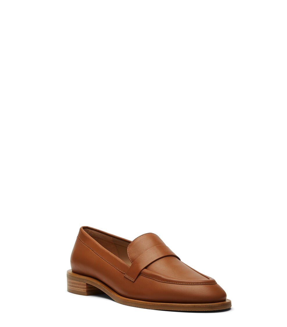 Stuart Weitzman PALMER SLEEK LOAFER en TOFFEE de Mujer | Stuart Weitzman® Gran oferta