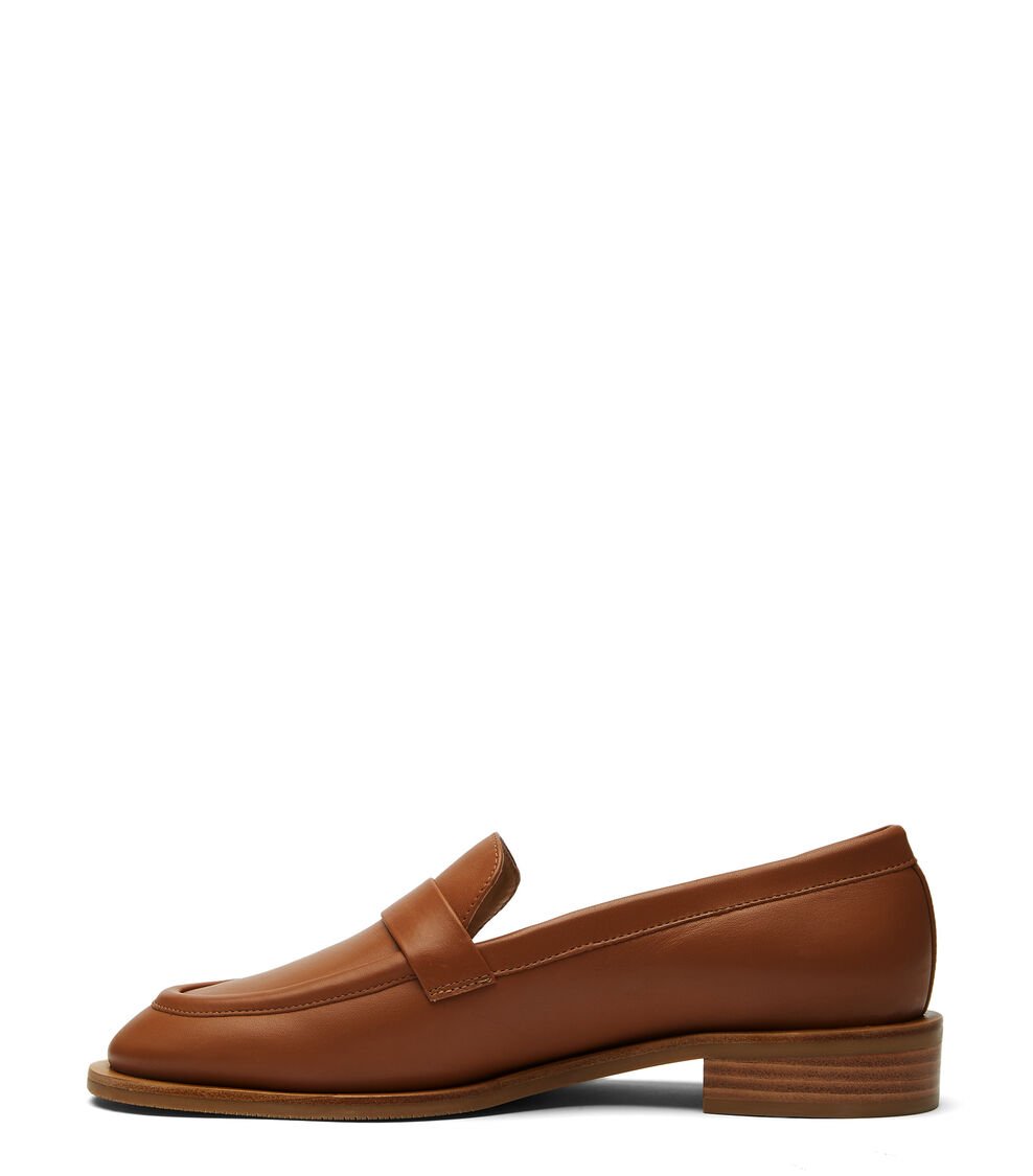 Stuart Weitzman PALMER SLEEK LOAFER en TOFFEE de Mujer | Stuart Weitzman® Gran oferta