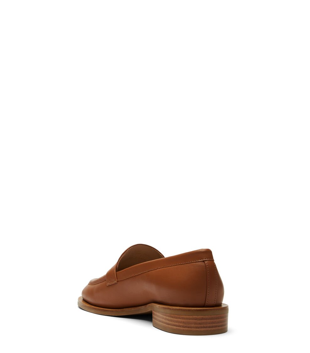 Stuart Weitzman PALMER SLEEK LOAFER en TOFFEE de Mujer | Stuart Weitzman® Gran oferta