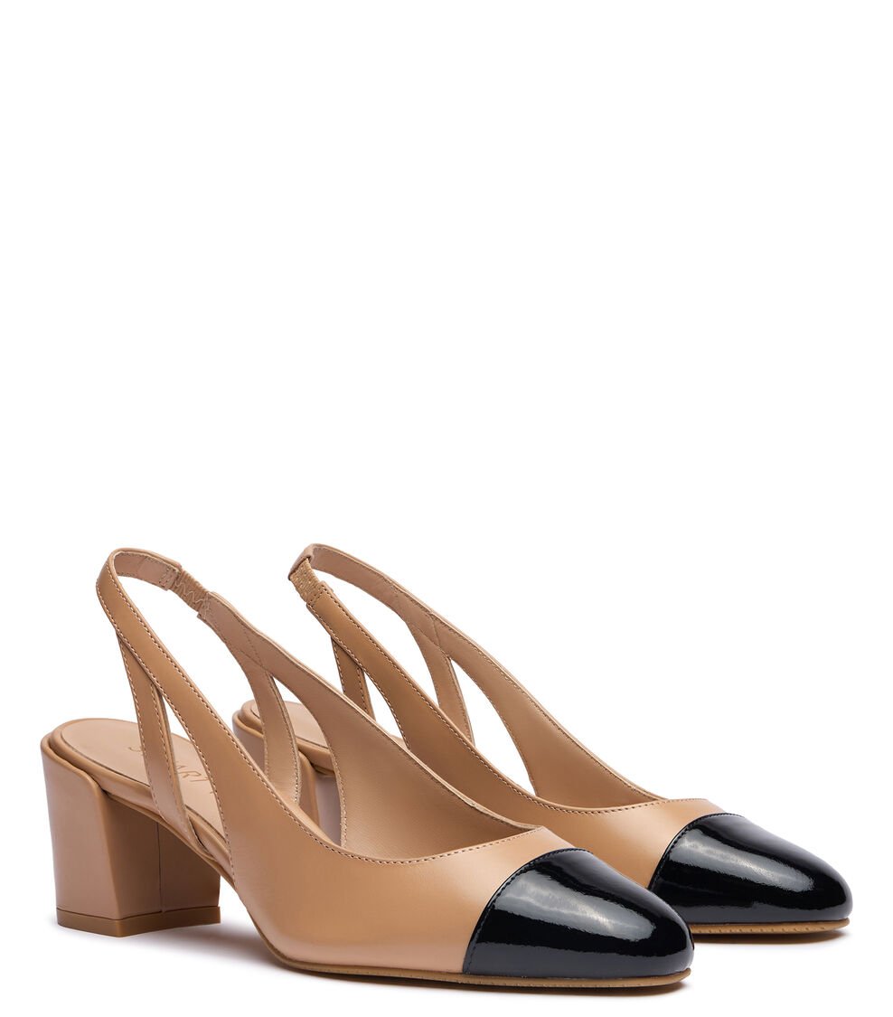Stuart Weitzman SLEEK 50 SLINGBACK en ADOBE/NEGRO de Mujer | Stuart Weitzman® Tienda