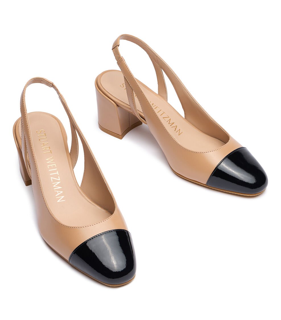 Stuart Weitzman SLEEK 50 SLINGBACK en ADOBE/NEGRO de Mujer | Stuart Weitzman® Tienda