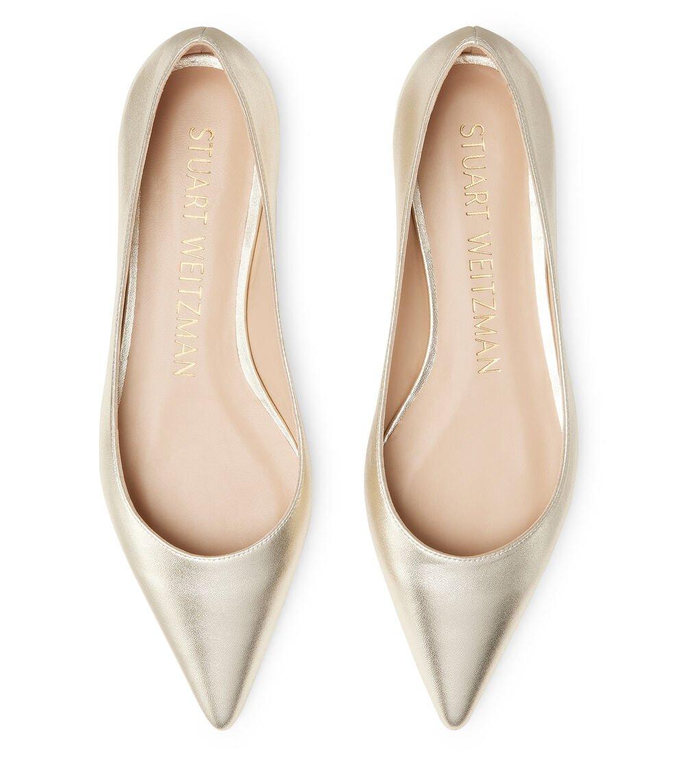 Stuart Weitzman EMILIA FLAT en OROCLARO de Mujer | Stuart Weitzman® Precio de fábrica