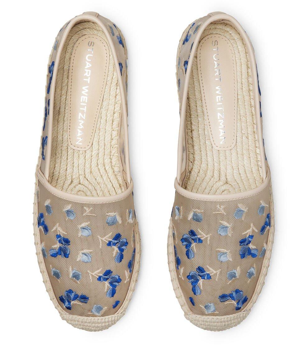 Stuart Weitzman BAREITALL ESPADRILLE en CIELO MULTI/BARELY BEIGE de Mujer | Stuart Weitzman® Precios de Black Friday