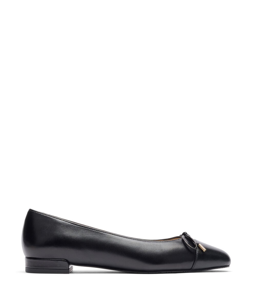 Stuart Weitzman SLEEK BOW FLAT en NEGRO de Mujer | Stuart Weitzman® Precio ultrabajo