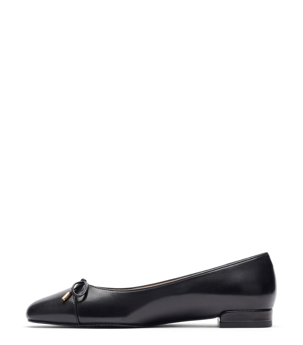 Stuart Weitzman SLEEK BOW FLAT en NEGRO de Mujer | Stuart Weitzman® Precio ultrabajo