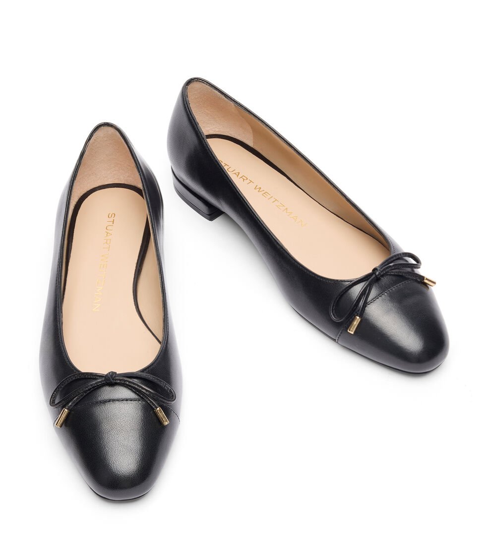 Stuart Weitzman SLEEK BOW FLAT en NEGRO de Mujer | Stuart Weitzman® Precio ultrabajo