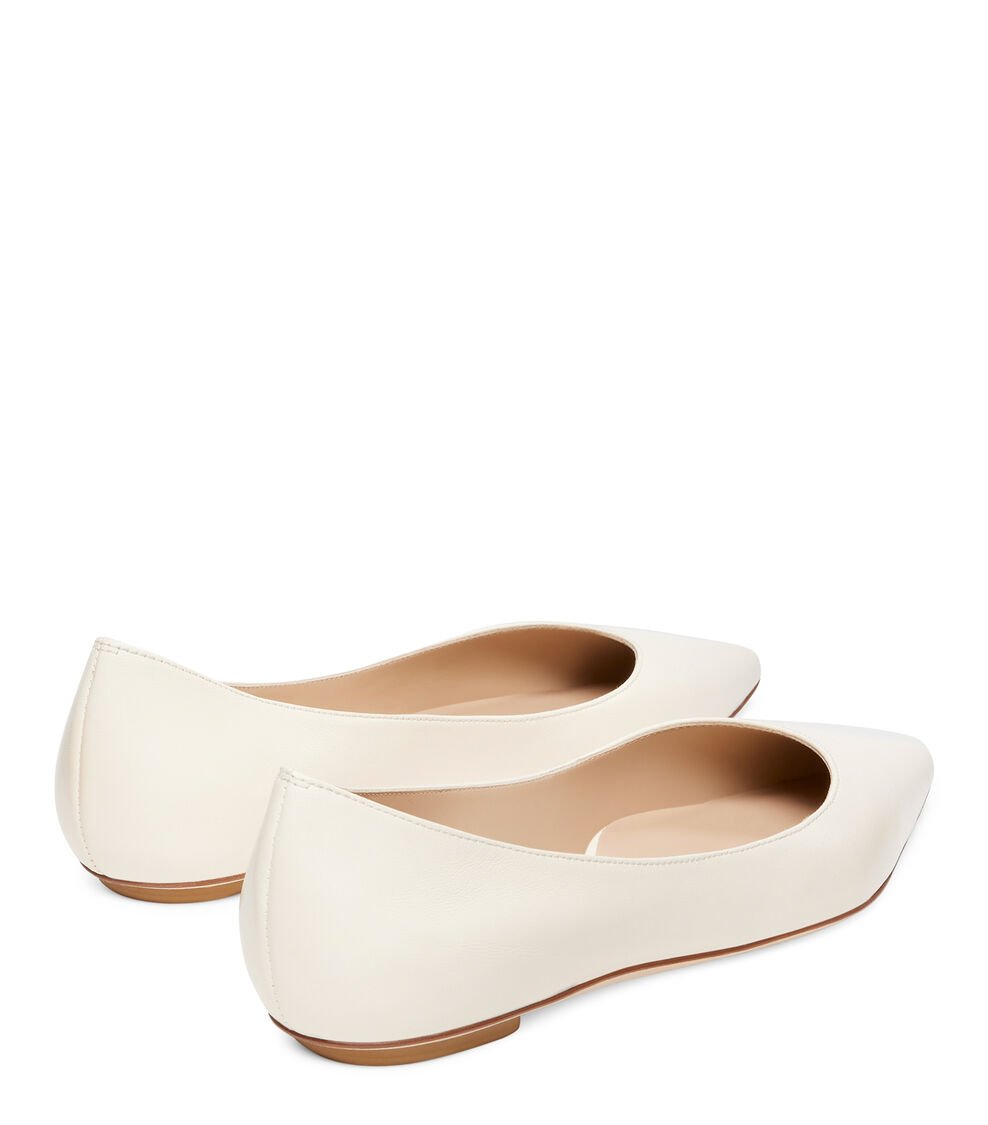 Stuart Weitzman EMILIA FLAT en ARENA de Mujer | Stuart Weitzman® En línea