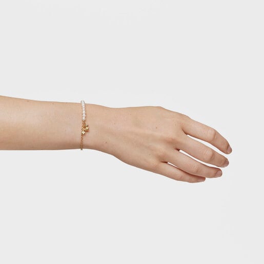 Tous Pulsera cadena oso con baño de oro sobre plata perlas cultivadas y peridoto Bold Bear Libre de impuestos